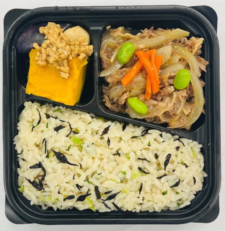 ひじきの混ぜごはんと豚の生姜焼きセット